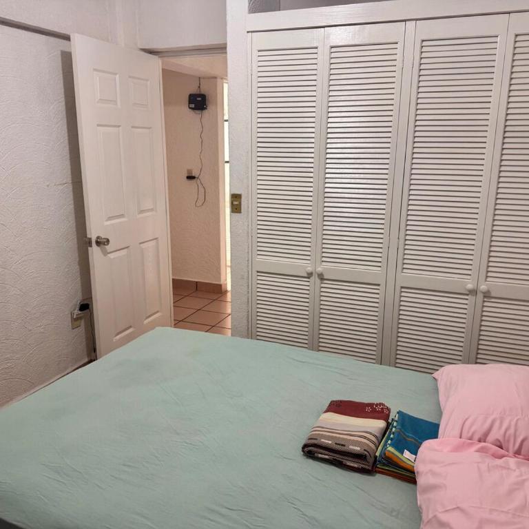 Bonito departamento con vista al mar y alberca - Apartamento de 2 dormitorios - 15