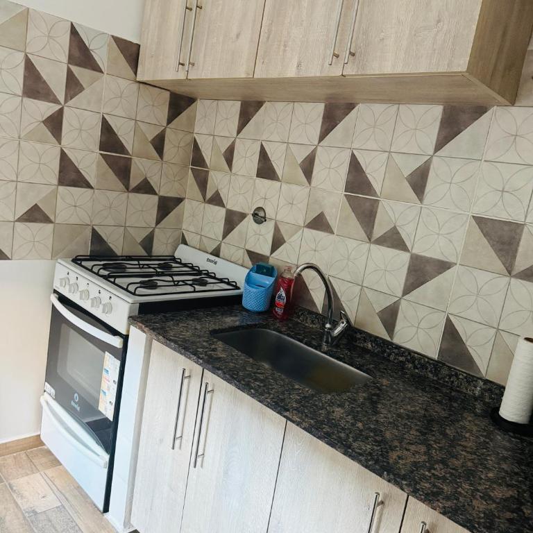 Departamento moderno equipado en vicente López con ubicacion inmejorable , 100 metros del tren , cerca de River, tecnopolis , a pasos tenes todo - Apartamento Deluxe de 2 dormitorios - 19