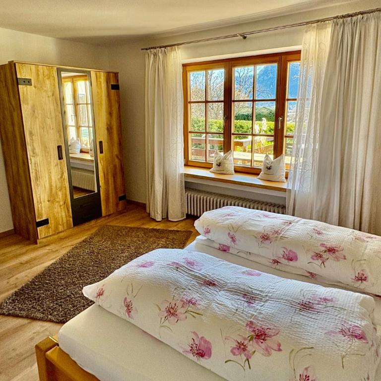 Haus Schöneck - Chiemgau Karte - Apartment mit Blick auf die Berge - 14