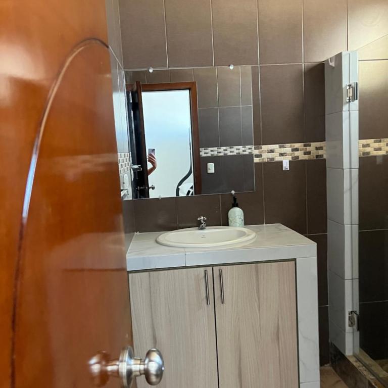 Condominio Tomebamba - One-Bedroom Apartment - 23