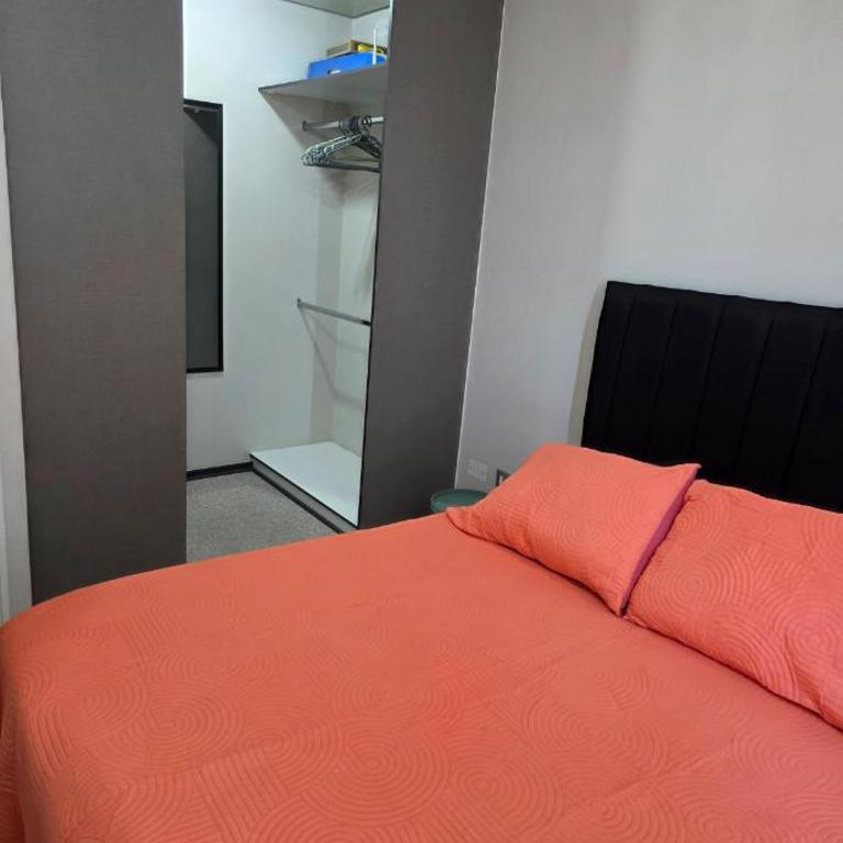 Departamento amplio 3 dormitorios 1 baño - Three-Bedroom Apartment - 9