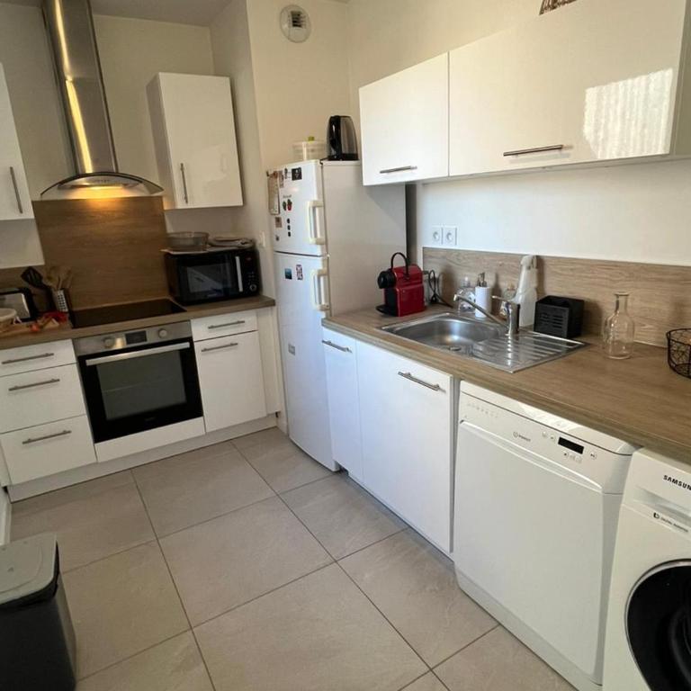 Appartement Moderne avec Terrasse et Parking à Anglet - 4 Pers. - Appartement 1 Chambre - 11