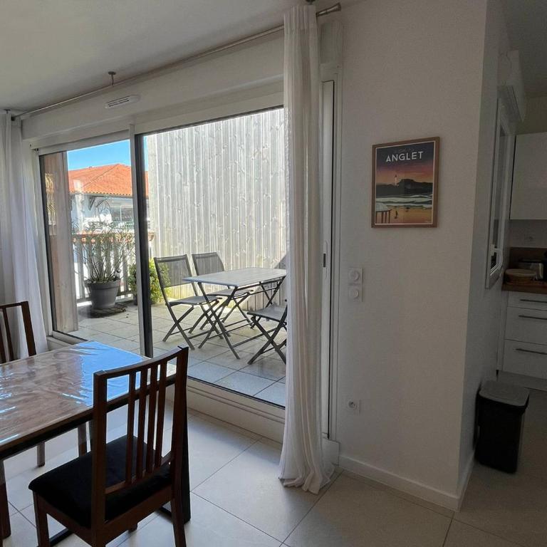 Appartement Moderne avec Terrasse et Parking à Anglet - 4 Pers. - Appartement 1 Chambre - 13
