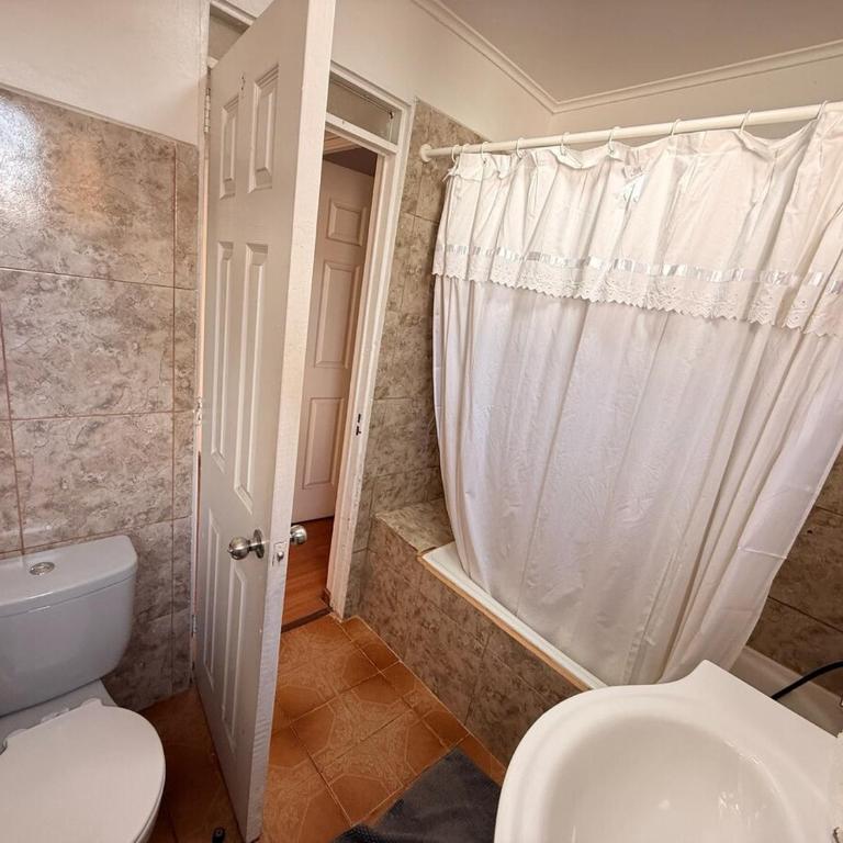 Amplios estacionamientos, gran piscina hasta 20P - Apartment - 2