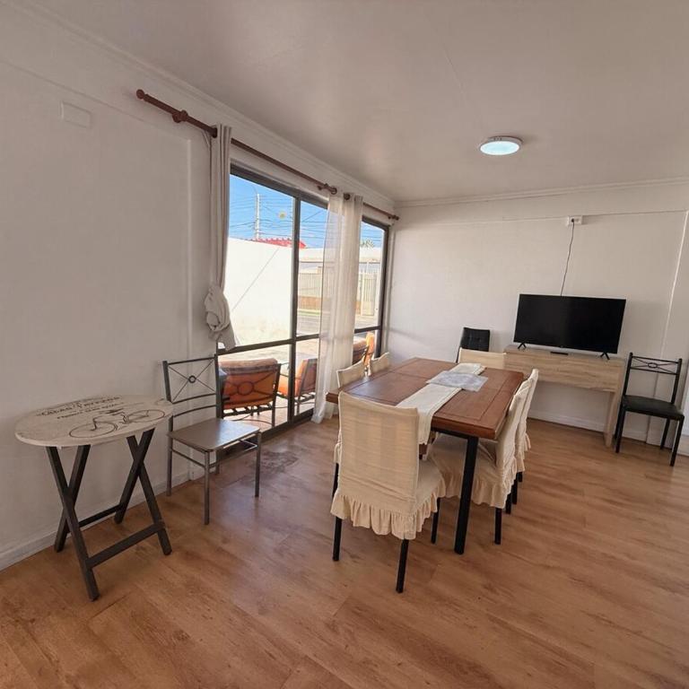 Amplios estacionamientos, gran piscina hasta 20P - Apartment - 23