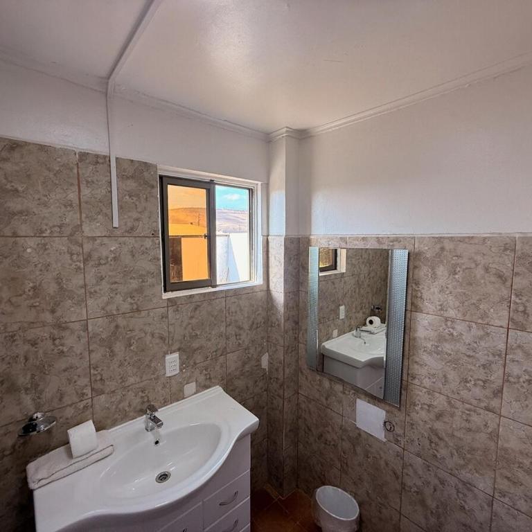 Amplios estacionamientos, gran piscina hasta 20P - Apartment - 35