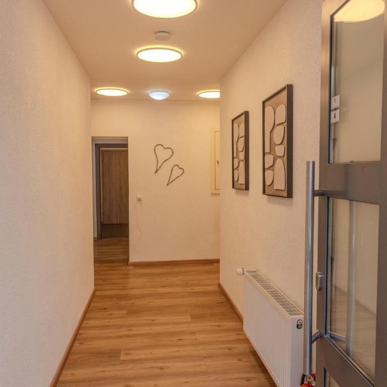 Chaplin - Camera Familiare con Bagno Privato - 2