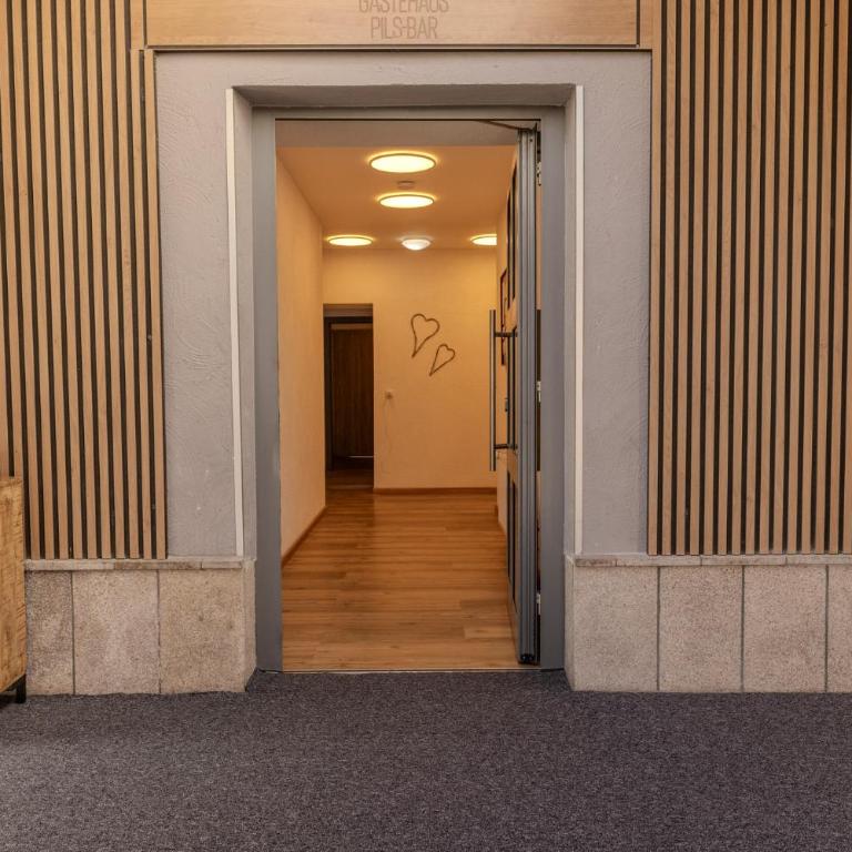 Chaplin - Camera Familiare con Bagno Privato - 15