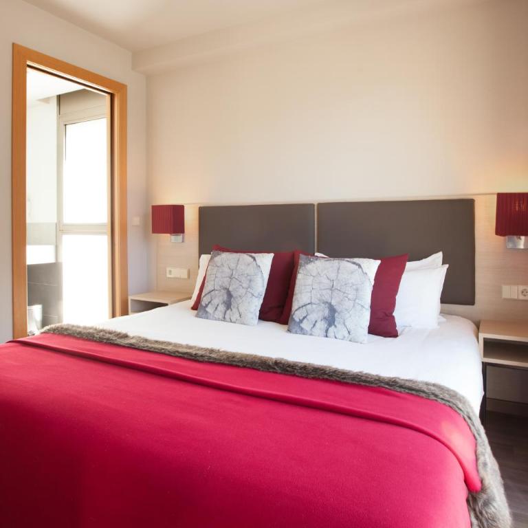 Tarter Mountain Suites - Appartamento con 1 Camera da Letto, Balcone e Vista Montagna - 5 Minuti in Auto dal Comprensorio Sciistico - 1