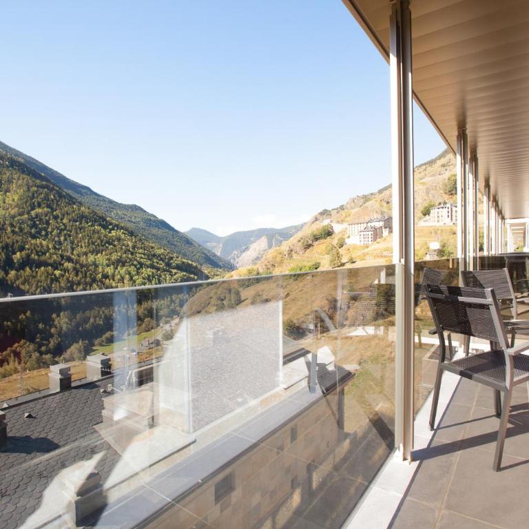 Tarter Mountain Suites - Appartamento con 1 Camera da Letto, Balcone e Vista Montagna - 5 Minuti in Auto dal Comprensorio Sciistico - 6