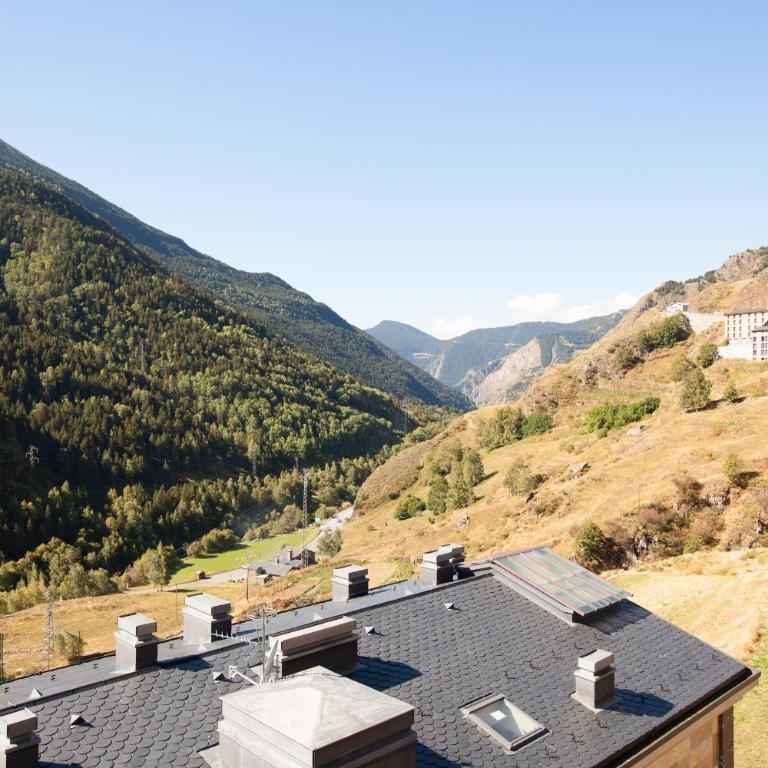 Tarter Mountain Suites - Appartamento con 1 Camera da Letto, Balcone e Vista Montagna - 5 Minuti in Auto dal Comprensorio Sciistico - 9