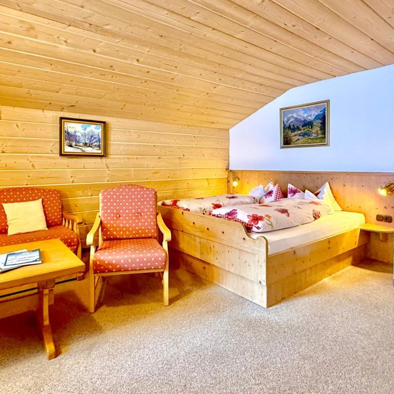 Landhaus Spielmannsau - Apartment mit 2 Schlafzimmern und Bergblick - 1