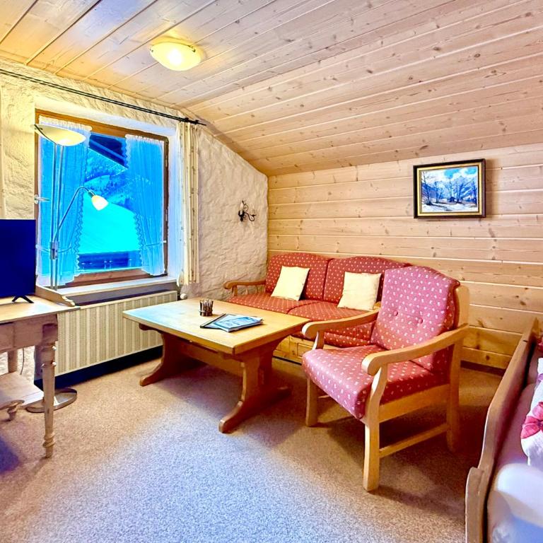 Landhaus Spielmannsau - Apartment mit 2 Schlafzimmern und Bergblick - 2