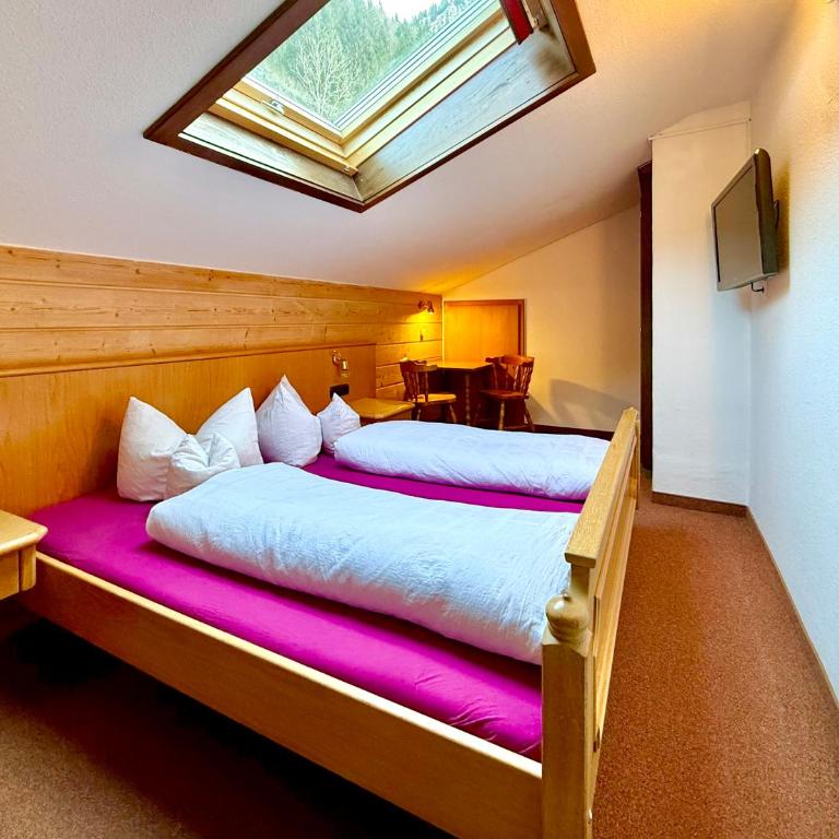 Landhaus Spielmannsau - Apartment mit 2 Schlafzimmern und Bergblick - 5
