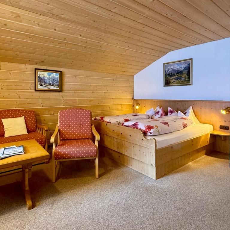 Landhaus Spielmannsau - Apartment mit 2 Schlafzimmern und Bergblick - 8