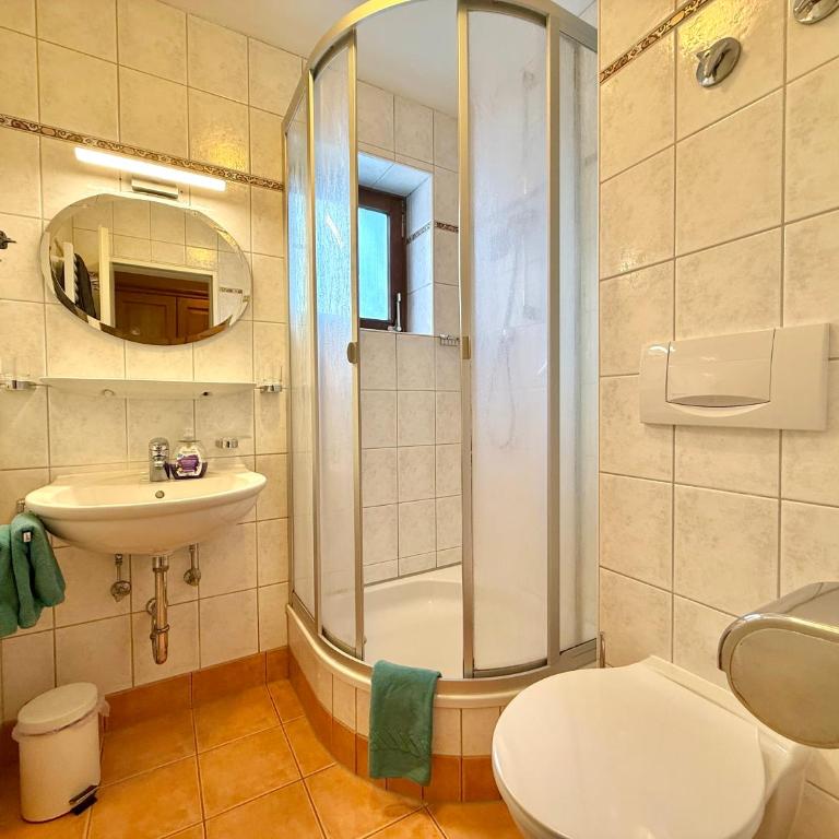 Landhaus Spielmannsau - Apartment mit 2 Schlafzimmern - 10