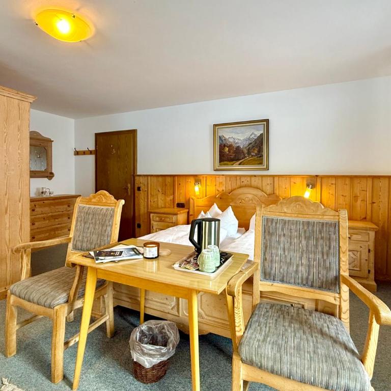 Landhaus Spielmannsau - Doppelzimmer - 5