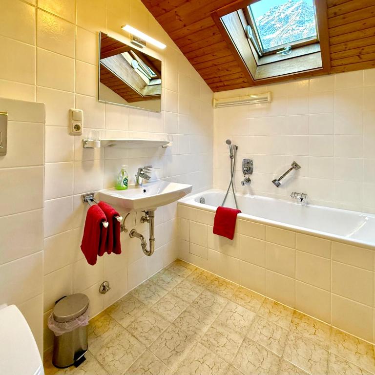 Landhaus Spielmannsau - Economy Doppelzimmer - 4