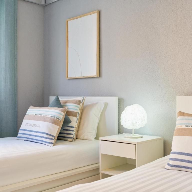 La Roca - Three-Bedroom Apartment - 41