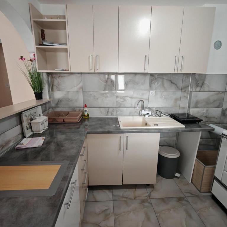 Konatar - One-Bedroom Apartment - 7