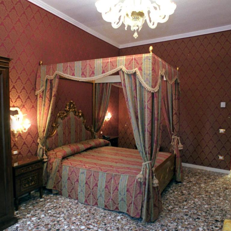 Casa Pisani Canal - Junior Suite con Vista Canale (4 Adulti) - 15