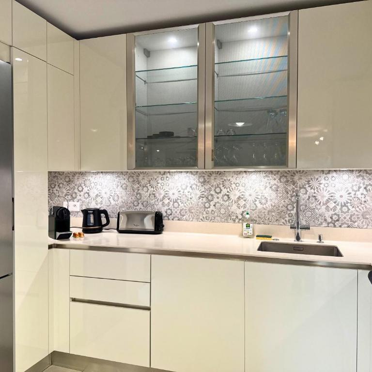 Spacieux duplex de standing avec piscine & parking - Apartamento de 3 dormitorios - 8