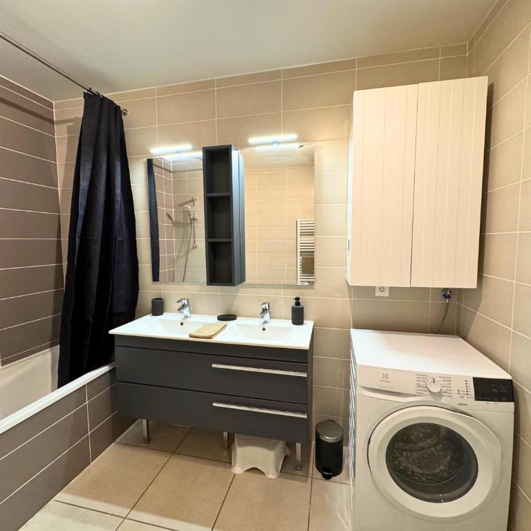 Spacieux duplex de standing avec piscine & parking - Apartamento de 3 dormitorios - 20