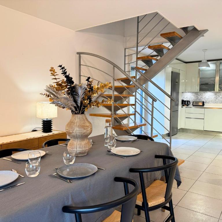 Spacieux duplex de standing avec piscine & parking - Apartamento de 3 dormitorios - 9