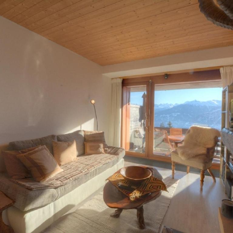 Appartement Gemeaux 204 sur la place du Village a Anzere avec vue sur les Alpes - Apartment - 3