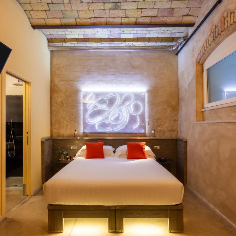 Hotel La Rovere - Standard Design-Doppel- oder Zweibettzimmer mit hohem Fenster - 13