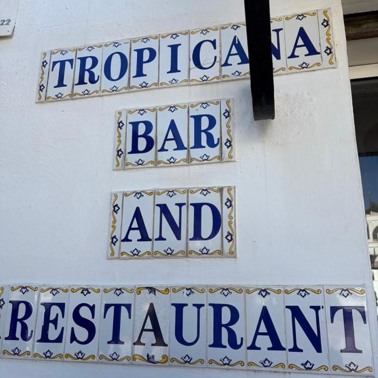Tropicana 6C - Apartment with Sea Views, Large Terrace and BBQ - Two-Bedroom Apartment with Terrace and Sea View - 30