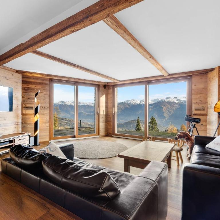 Sagittaire T06 sur la place du village a Anzere avec vue sur les Alpes - Apartment - 1