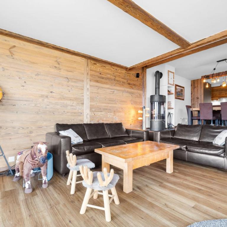 Sagittaire T06 sur la place du village a Anzere avec vue sur les Alpes - Apartment - 8