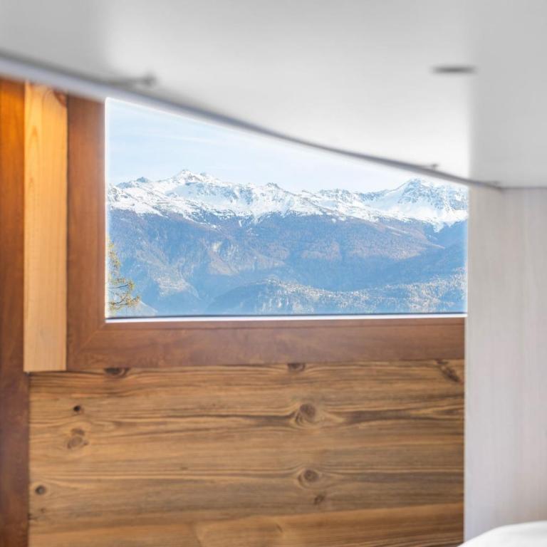 Sagittaire T06 sur la place du village a Anzere avec vue sur les Alpes - Apartment - 18