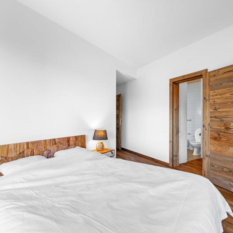 Sagittaire T06 sur la place du village a Anzere avec vue sur les Alpes - Apartment - 23