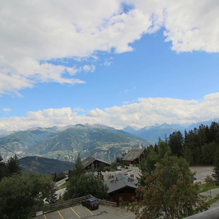 Asters 24 pres de la telecabine a Anzere avec vue sur les Alpes - Apartment - 17