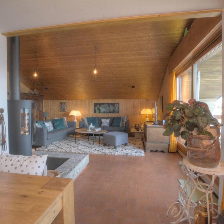 Soleil 20 au centre a Anzere avec vue sur les Alpes - Apartment - 4