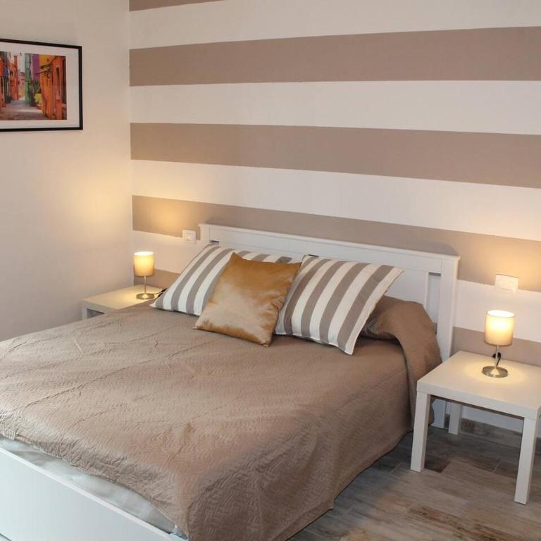 AAUTVenere - Appartamento con 2 Camere da Letto - 2