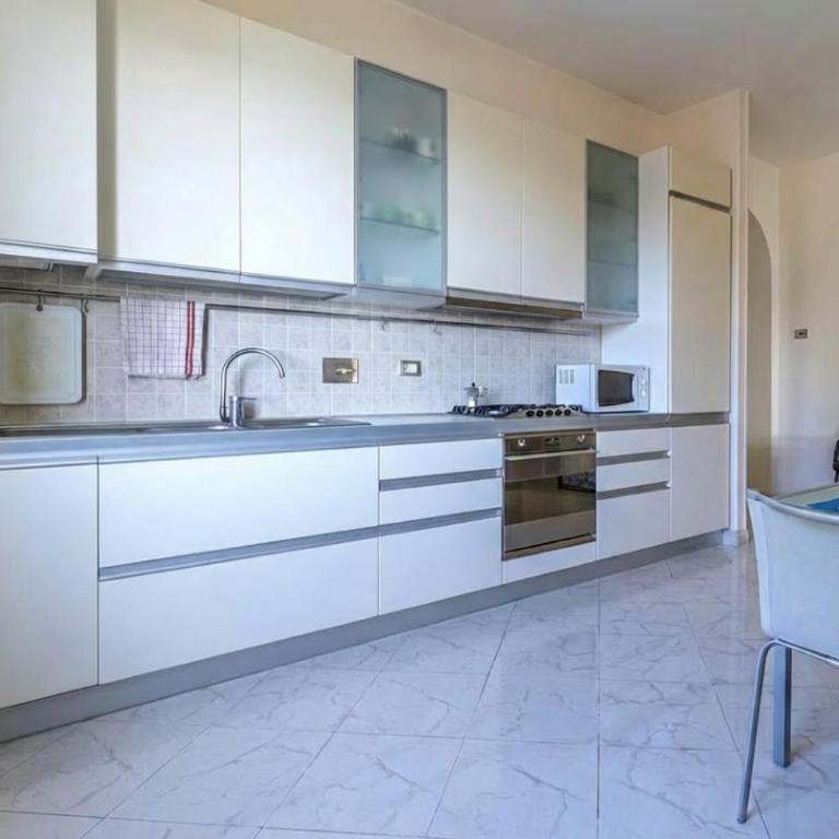 Sunshine 5 star sea view, front beach, WiFi - Appartamento con 2 Camere da Letto - 11