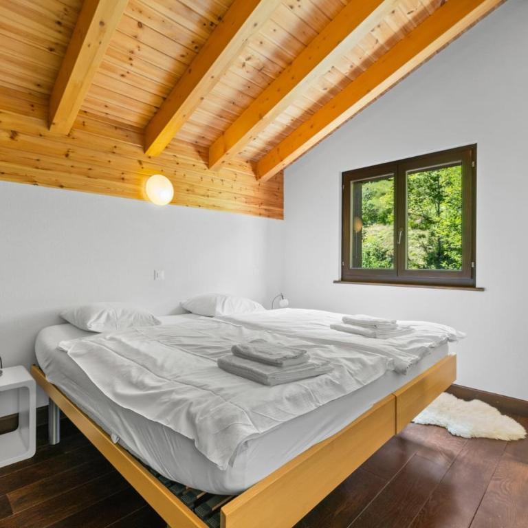 Chalet Noir pres de la telecabine a Anzere - Chalet - 32