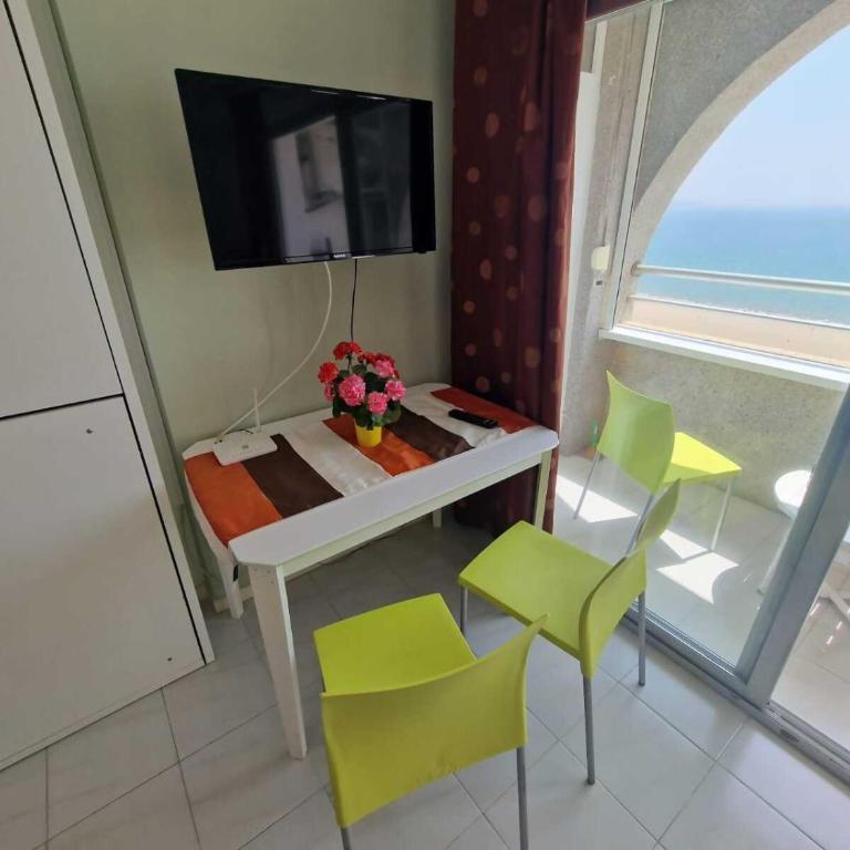 APARTAMENTO YELLOW SEA 173 - Apartamento con vistas al mar - 2