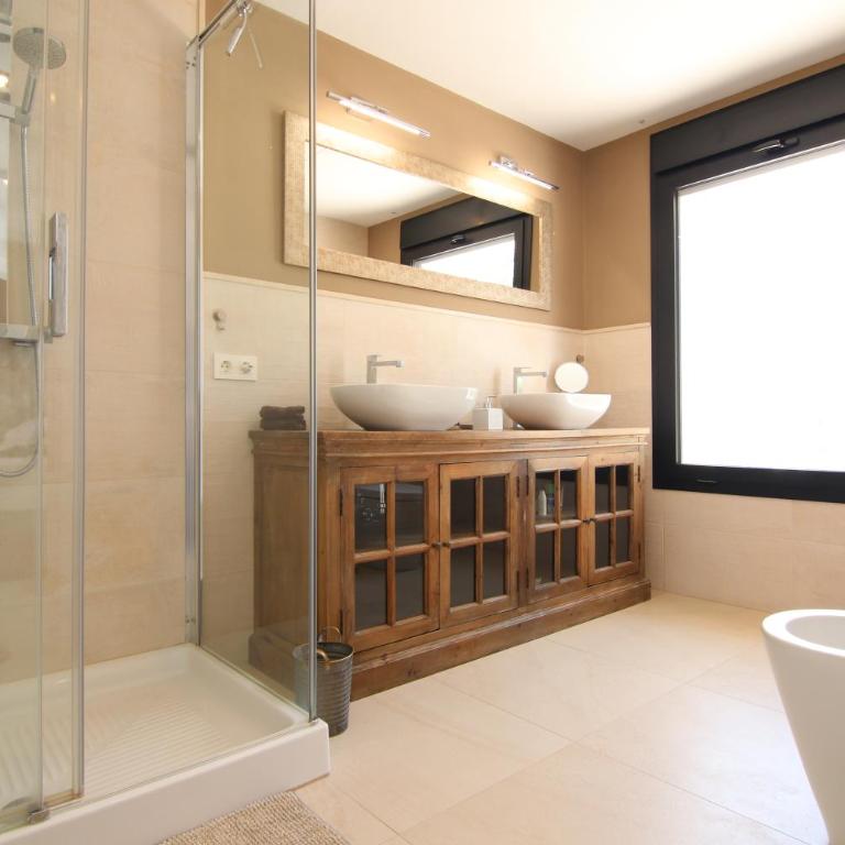 Villa with pool and stunning 180 degrees view - Villa - 31