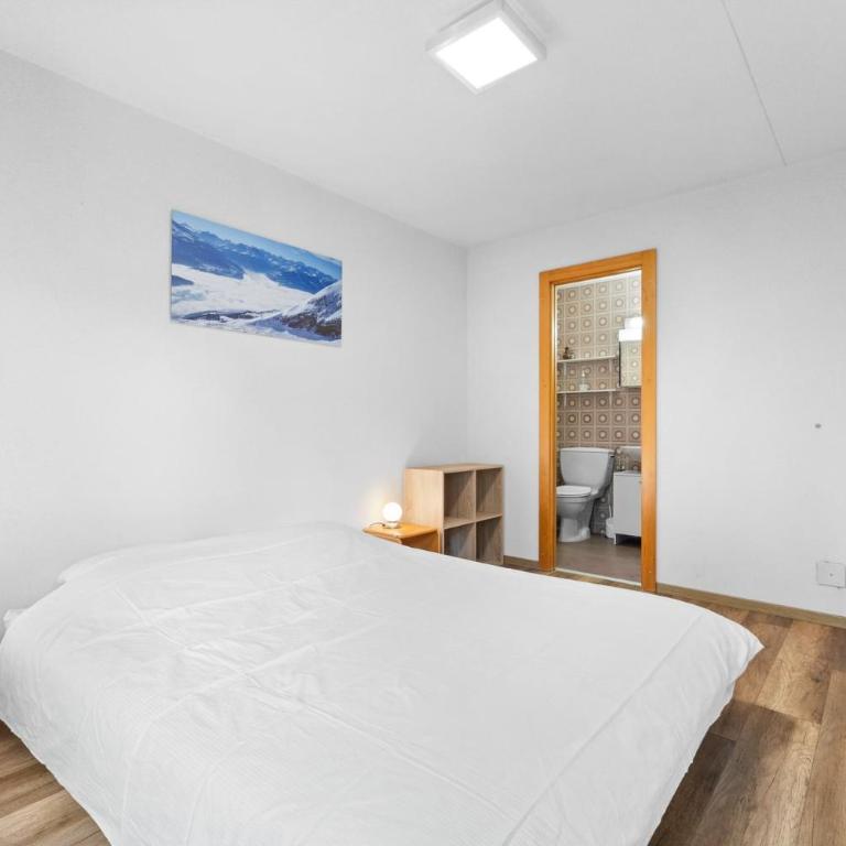 Saphir 104 pres de la telecabine a Anzere - Apartment - 10