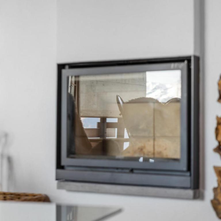 Saphir 404 pres de la telecabine a Anzere avec vue sur les Alpes - Apartment - 4