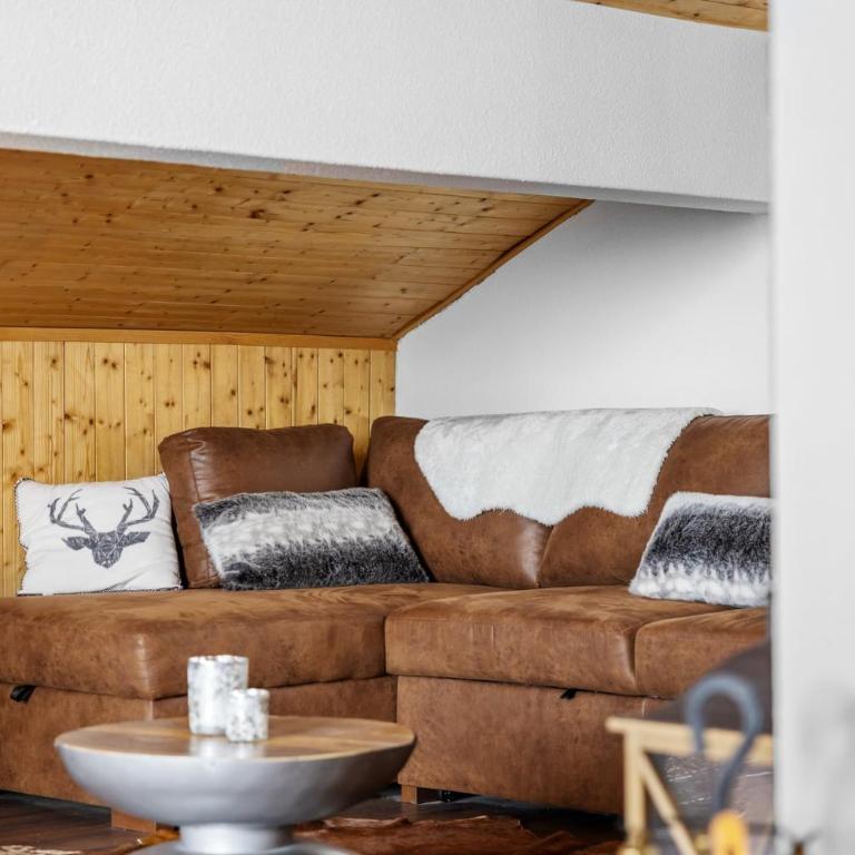 Saphir 404 pres de la telecabine a Anzere avec vue sur les Alpes - Apartment - 8