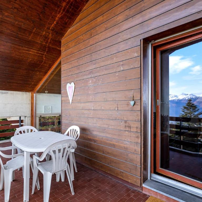 Saphir 404 pres de la telecabine a Anzere avec vue sur les Alpes - Apartment - 38