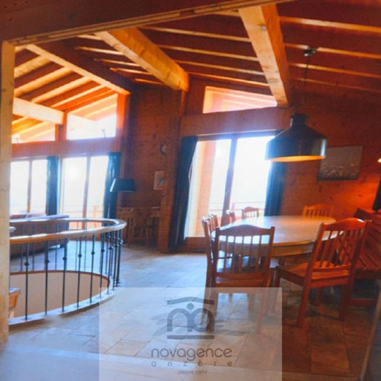 Chalet Zoe a Anzere avec vue sur les Alpes - Chalet - 2