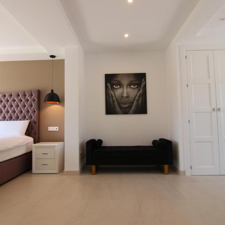 Villa with pool and stunning 180 degrees view - Villa - 28