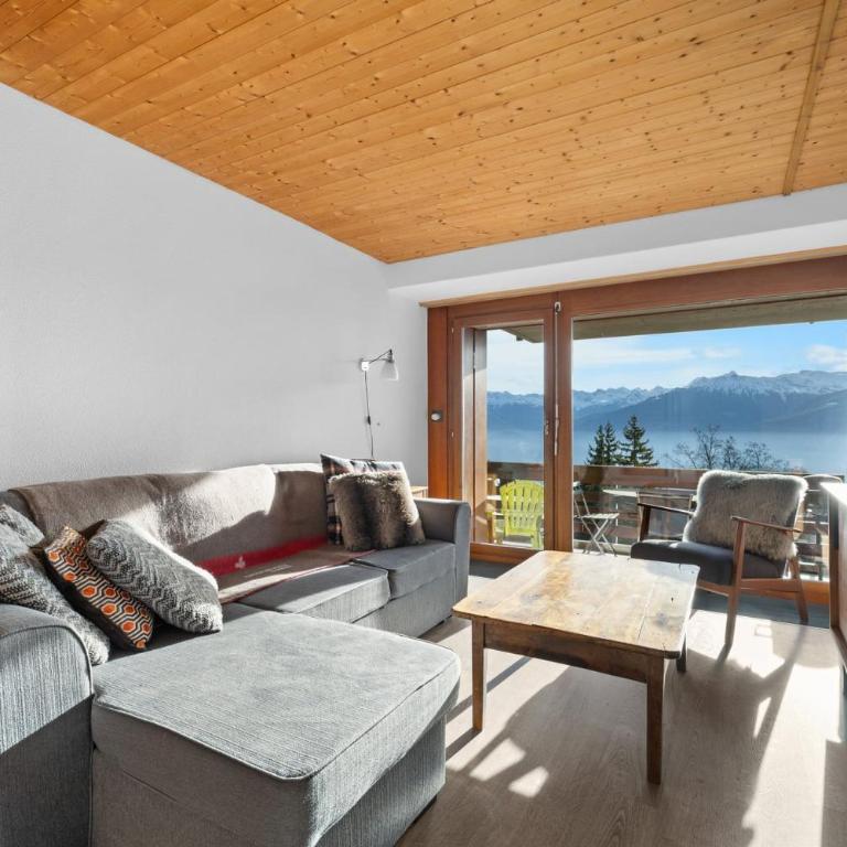 Gemeaux 104 sur la place du village a Anzere - Apartment - 1