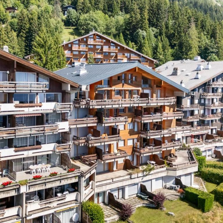 Gemeaux 104 sur la place du village a Anzere - Apartment - 30